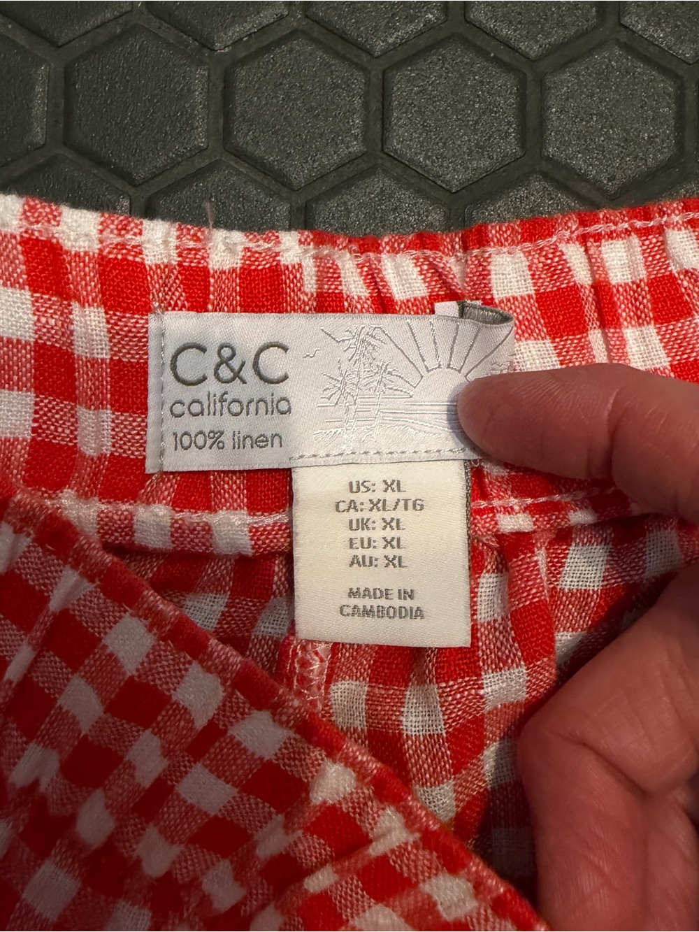 C&C California 100% Linen Shorts XL Red & White Gingham Elastic Waist pockets - Picture 2 of 6